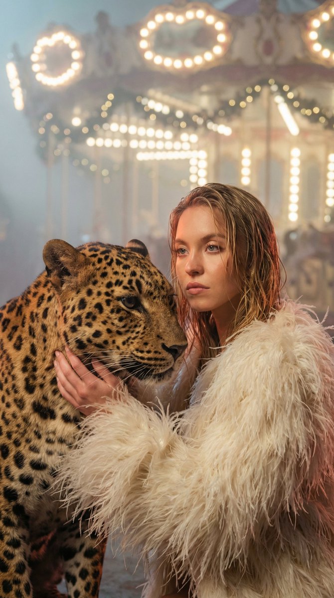 { "prompt_type": "高端时尚电影感肖像", "subject": { "identity": "悉尼·斯威尼 (Sydney Sweeney) 相似长相者", "…