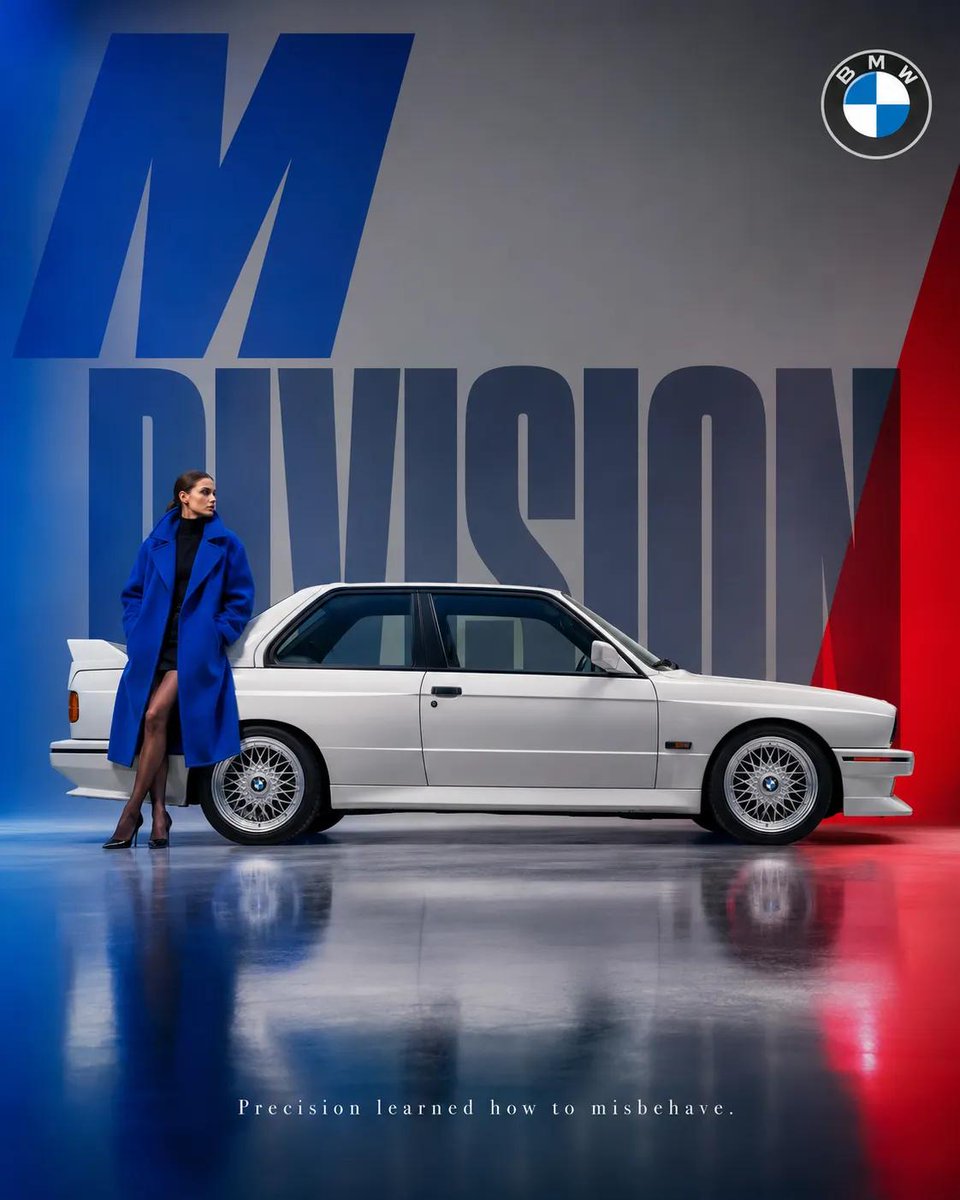 高端超现实汽车广告海报，[BRAND]（品牌）[CAR MODEL]（车型），标志性复古车以干净的侧面视角展示，一位时尚的[CHARACTER]（角色）自信地站在一旁，极简风格影…