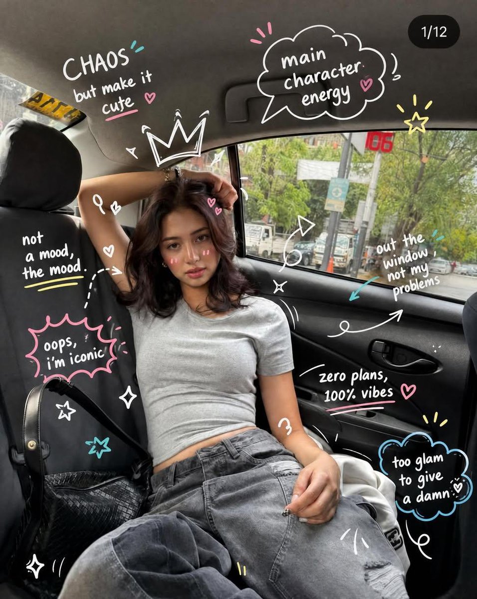 一张超写实的潮流美学肖像照:一位时尚年轻女子白天随意地坐在汽车后座,姿态放松自信,一只手臂搭在头顶上方,表情柔和自然。她留着齐肩的深色波浪卷发,妆容清淡,皮肤…