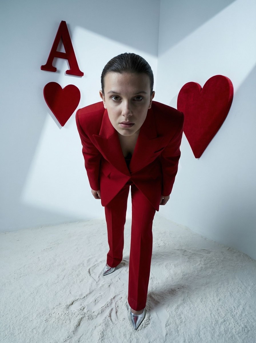 { "vibe_title_en": "Crimson Void", "master_prompt": "A hyper-realistic, medium-format edi…