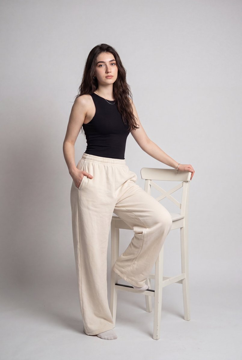{"image_type":"studio_fashion_portrait","genre":"minimalist_editorial","composi…