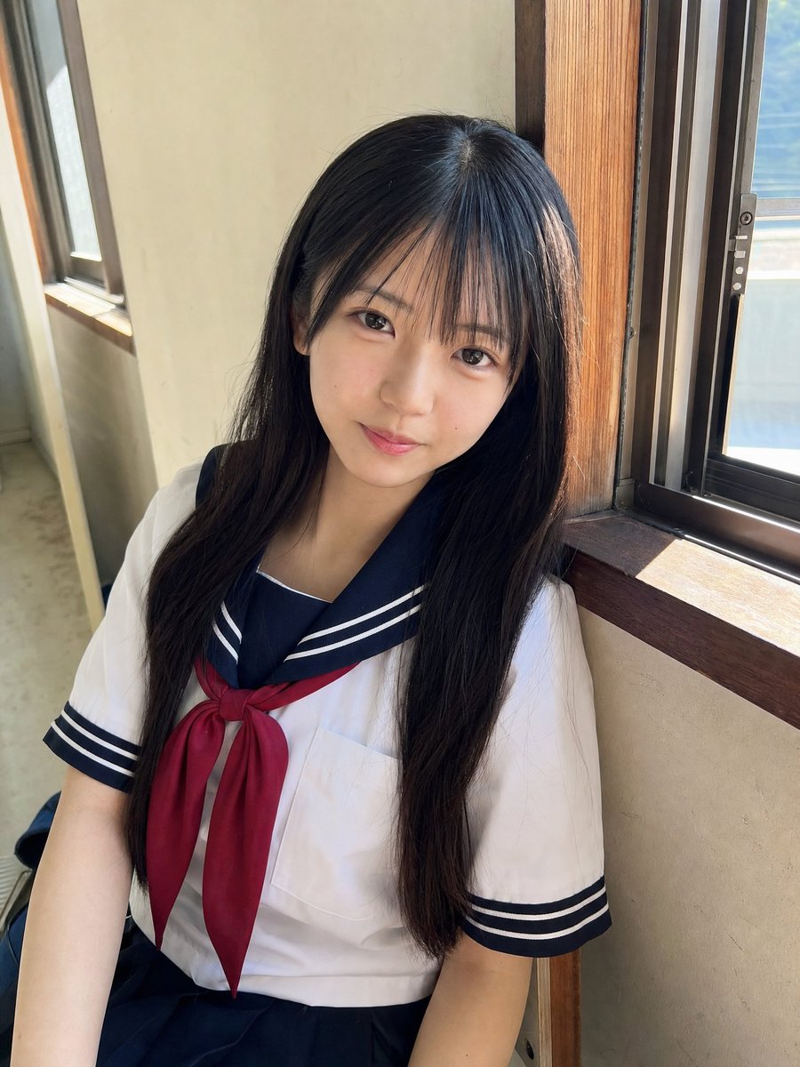 GPT image 2 via chatgpt { "prompt": "美丽年轻的日本女学生,黑色长直发,柔和蓬松的刘海,白皙自然的肌肤,精致的面部特征,神情平静而温柔。身穿经…