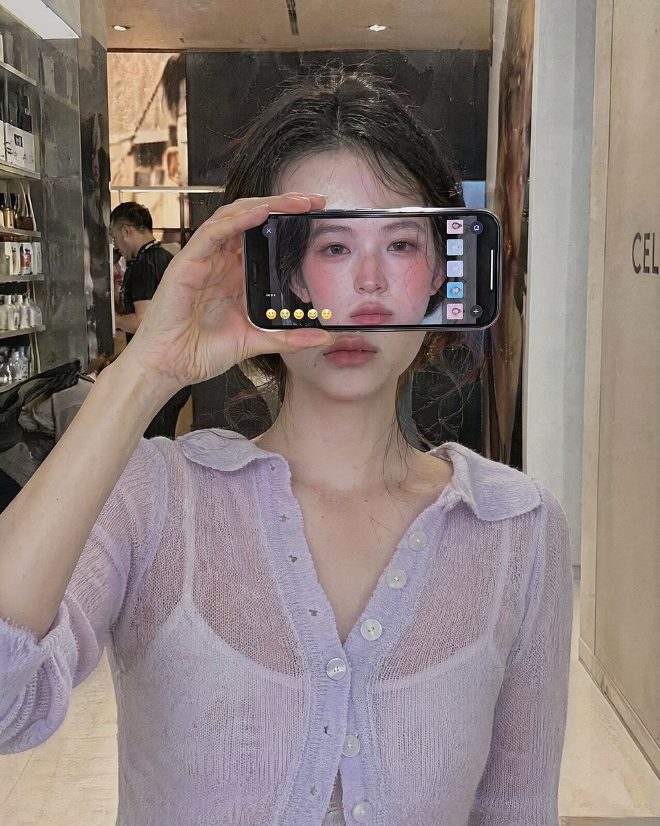 Chatgpt image 2 on @openart_ai { "prompt": "Ultra-realistic iPhone portrait wit…