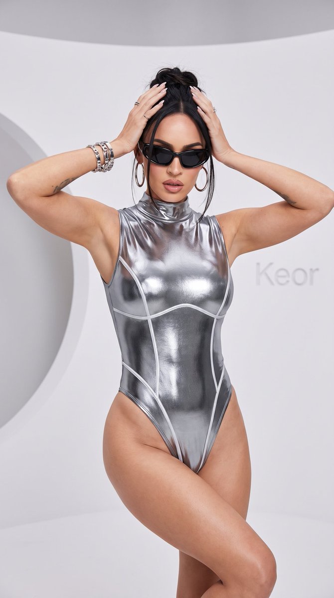 { "identity": { "subject": "Replace with my own character", "gender_presentation": "femal…