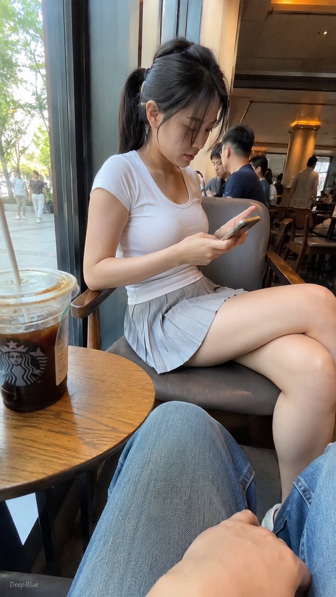 杰作,最佳质量,电影光,影棚光,商业摄影,网红风格,美妆肖像,时尚摄影,完美构图,摆拍,对称脸,娃娃脸,动漫, CGI, 3D,塑料皮肤,重度美颜滤镜,过度锐…