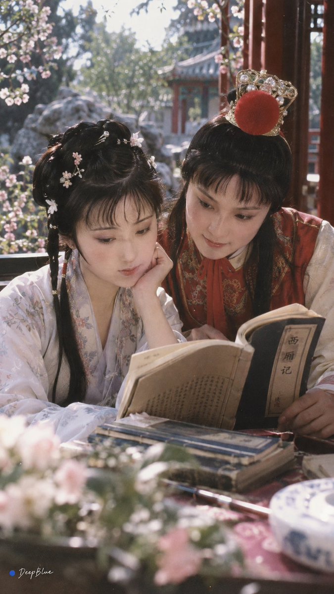 惊鸿破格 × 87版《红楼梦》 × 美能达胶片摄影 × 青春王国 · 大观园 × 宝黛共读西厢 × 原著人物形貌、体态与气韵还原 https://t.co/g…
