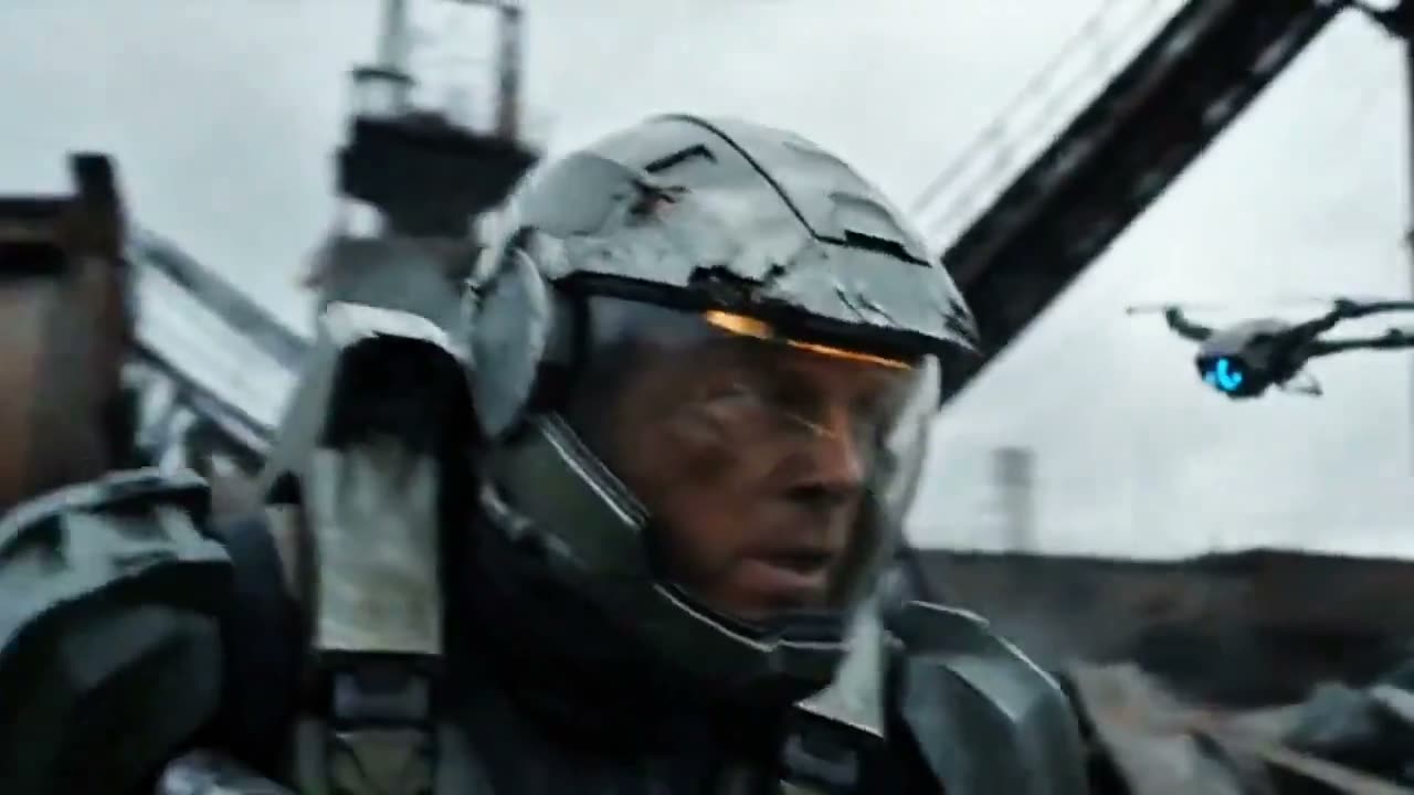 超写实电影级科幻战争片，15秒，16:9，60fps，手持摄影，去饱和灰蓝色调，阴天天空，胶片颗粒感。每一个镜头中参考图的角色必须完全一致：同一张脸，同一套带…